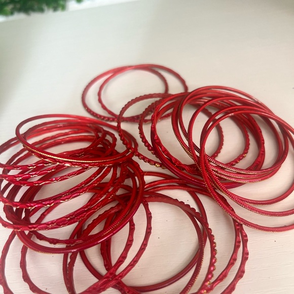 Tikka and earring set, colorful bangles - Picture 14 of 16